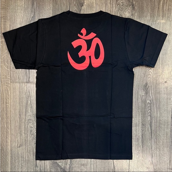 Thai Ganesh Phra Phikanet Graphic T-shirt - Picture 4 of 4